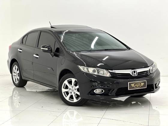 HONDA CIVIC 1.8 EXS 16V FLEX 4P AUTOMÁTICO HONDA CIVIC 1.8 EXS 16V FLEX 4P AUTOMÁTICO